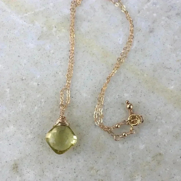 Yellow Quartz Gemstone,Pendant Diamond Shape,Gold Filled - Picture 4 of 5